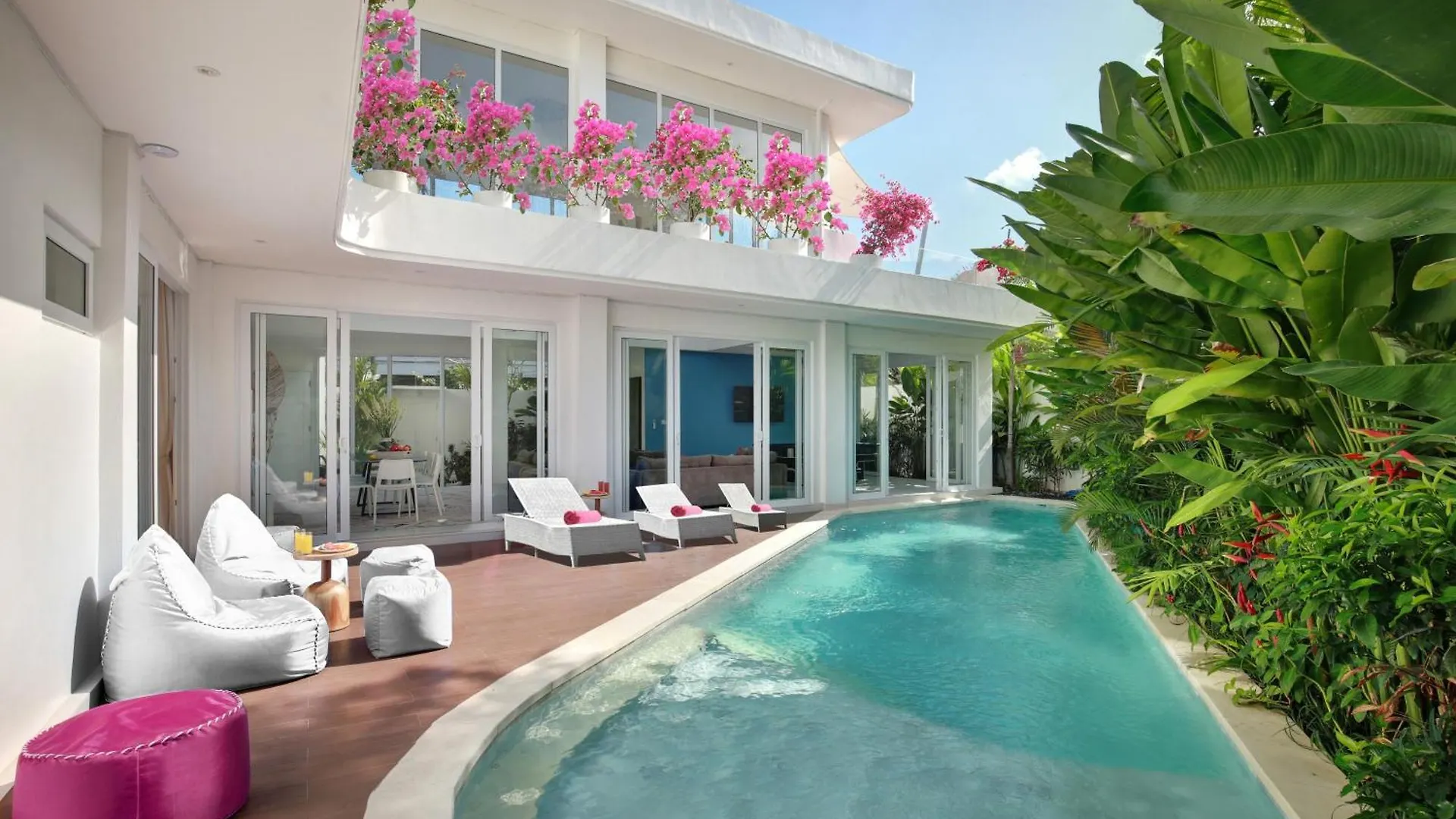 Trendsetting Ultimate 6-Bed Beach Getaway-Staff-Breakfast-Bbq-Billiard Canggu