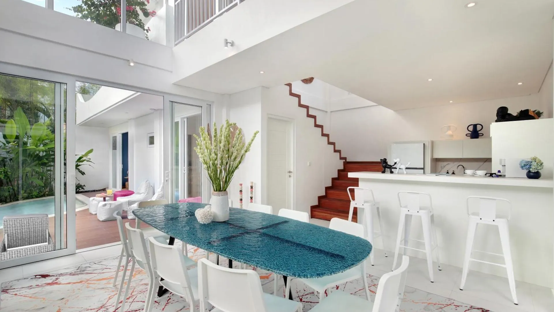 Trendsetting Ultimate 6-Bed Beach Getaway-Staff-Breakfast-Bbq-Billiard Canggu