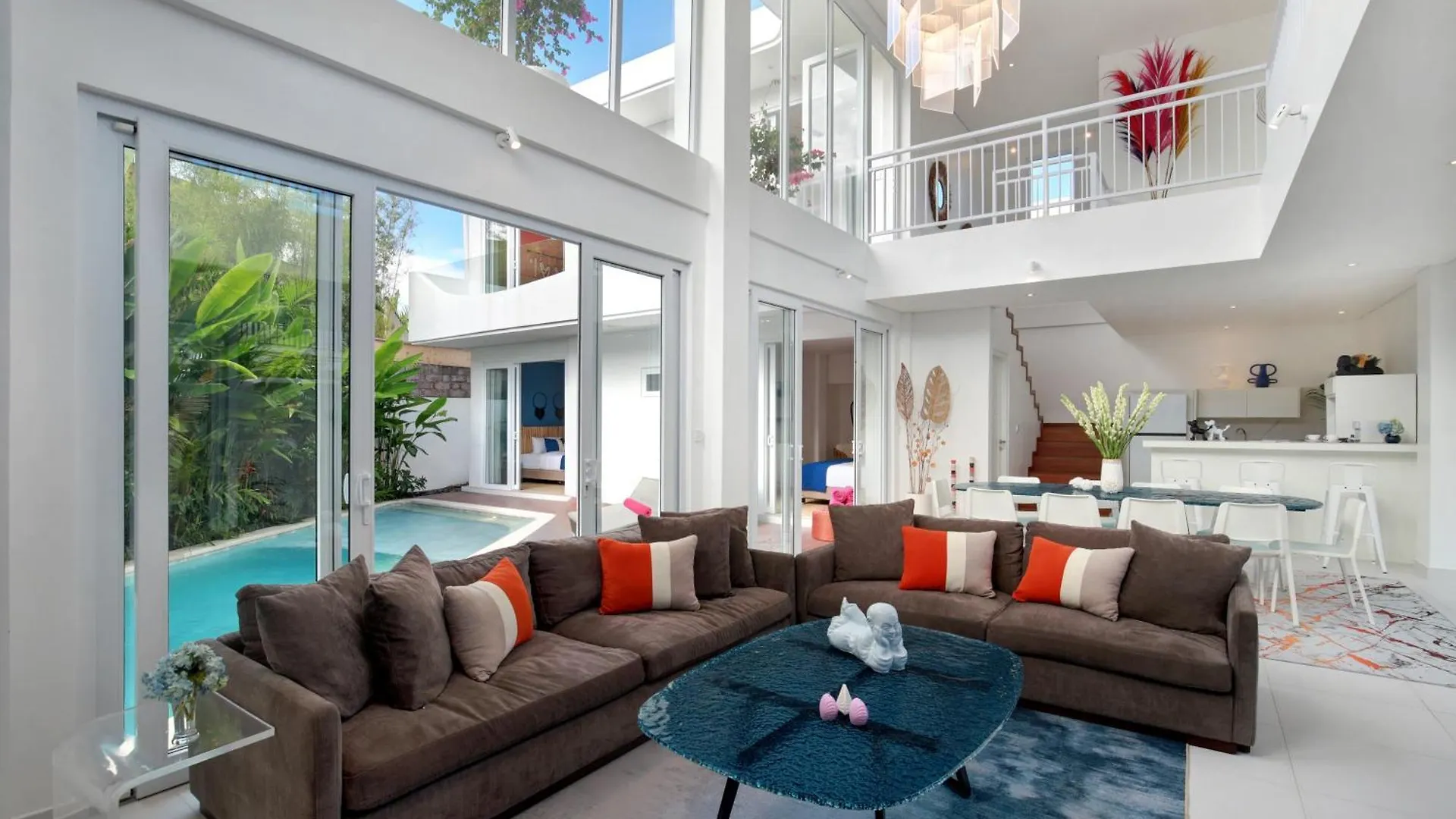 Trendsetting Ultimate 6-Bed Beach Getaway-Staff-Breakfast-Bbq-Billiard Canggu